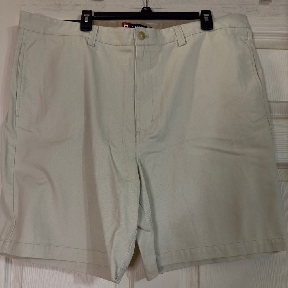 NWT Chaps Men's Cream Flat Front‎ Shorts Size 42